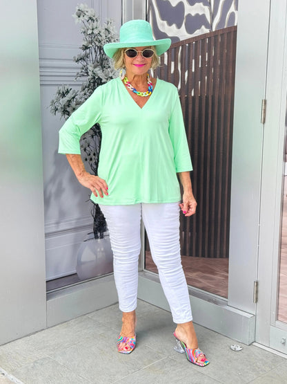 LULU-B TAILORED V CLEAR LIME TOP
