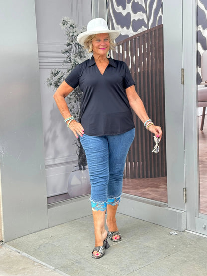 LULU-B SHORT BLACK SLEEVE COLLAR V NECK