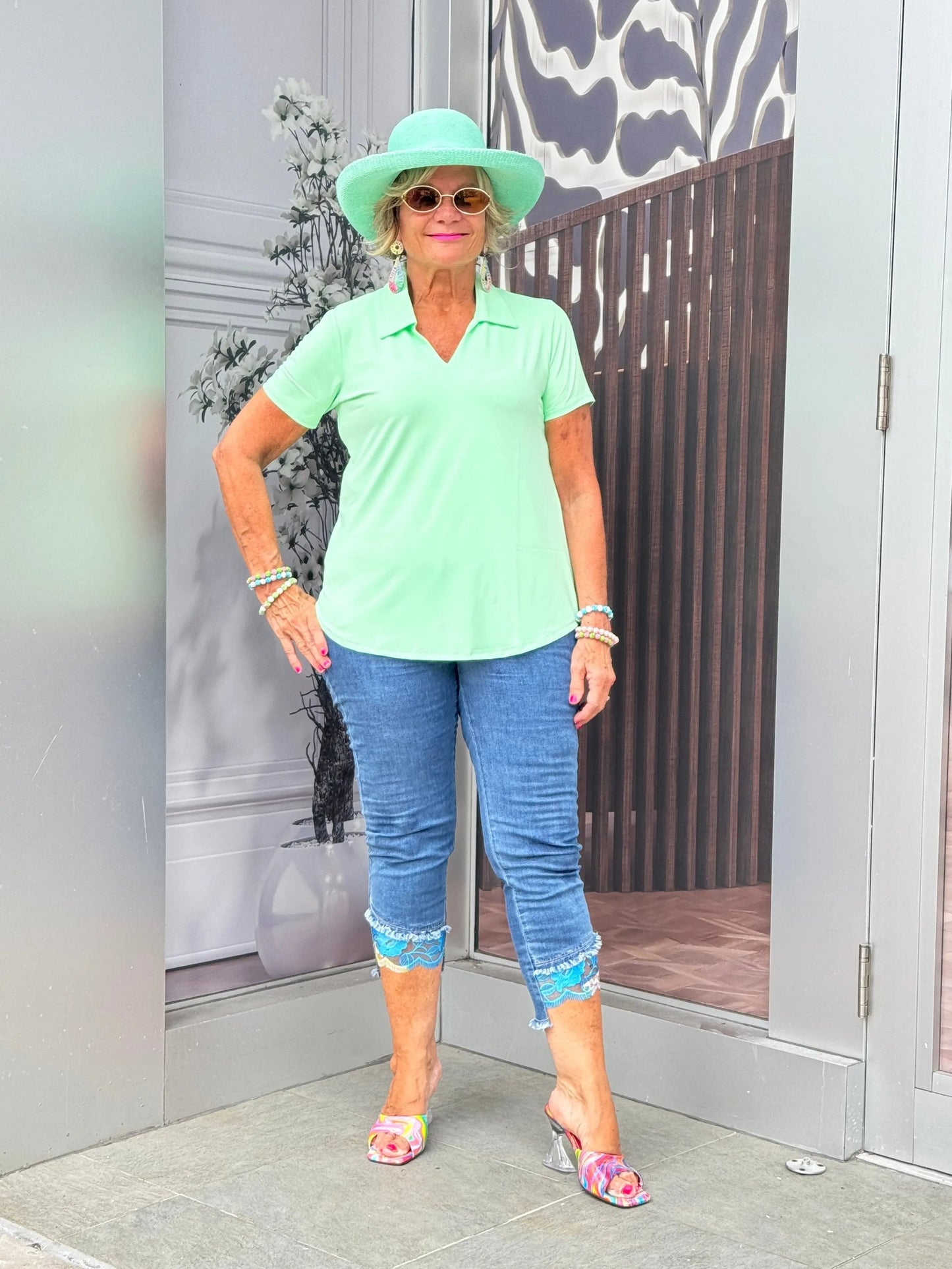 LULU-B CLEAR LIME SHORT SLEEVE COLAR TOP