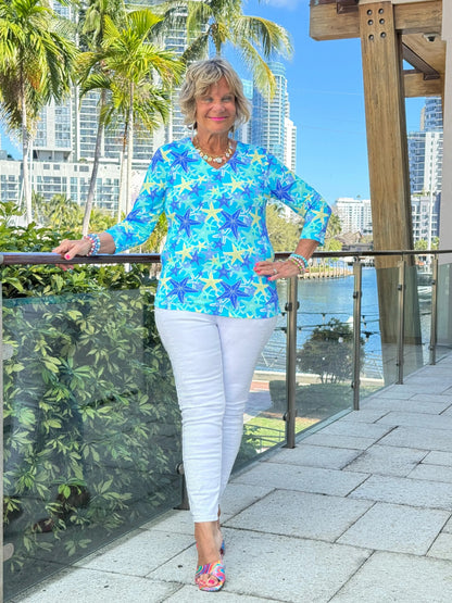 LULU B STARFISH SPLASH V NECK TOP