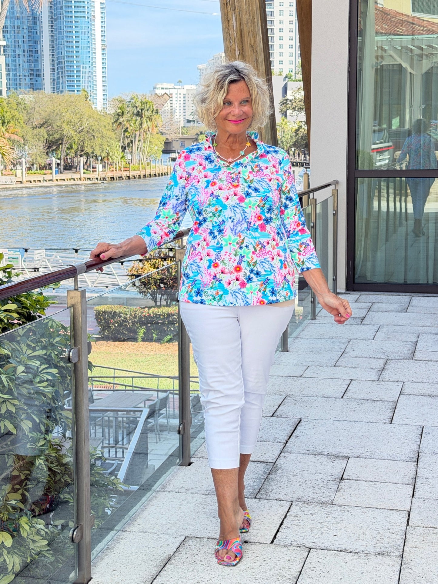 LULU B PARADISE GARDEN RUFFLE SLEEVE TOP