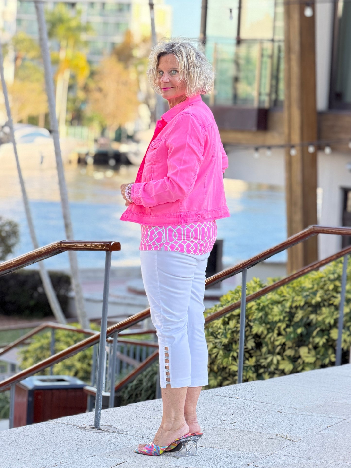 LLULU B PALM BEACH LATTICE V NECK TOP
