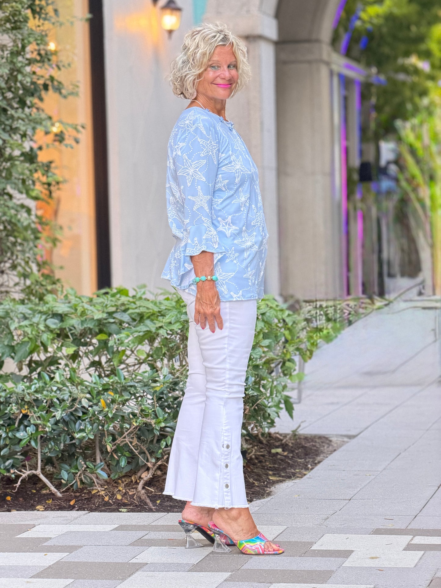 Cropped Bootcut Twill Jeans With Side Snaps