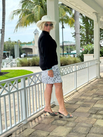 LULU-B ELEGANT EXPRESSIONS SKORT