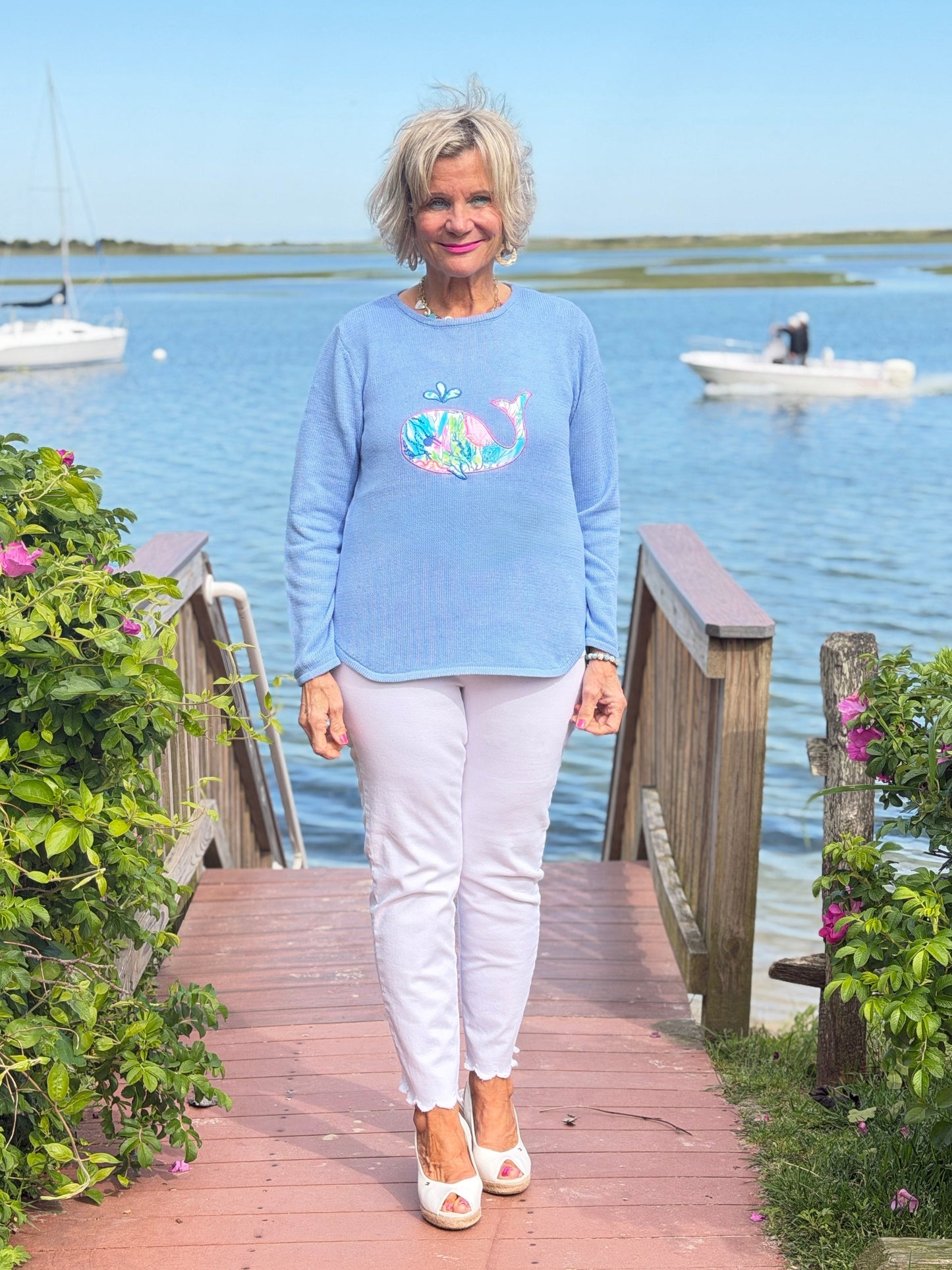 BEACH CLUB PERRI WHALE SWEATER