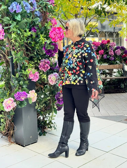 AFTERNOON BLACK LACE TOPPER