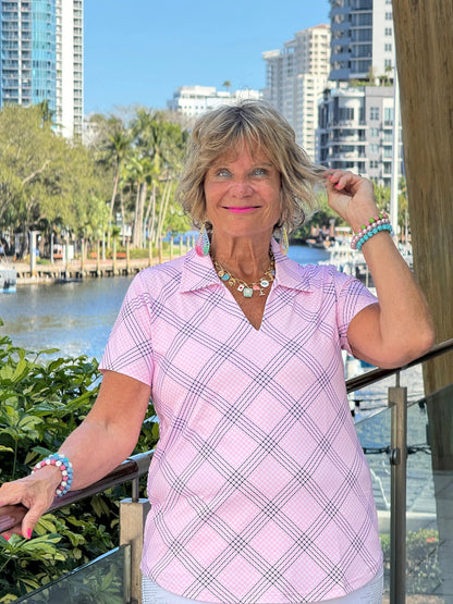 LULU B PINK CHIC SHORT SLEEVE V-NECK COLLAR TOP
