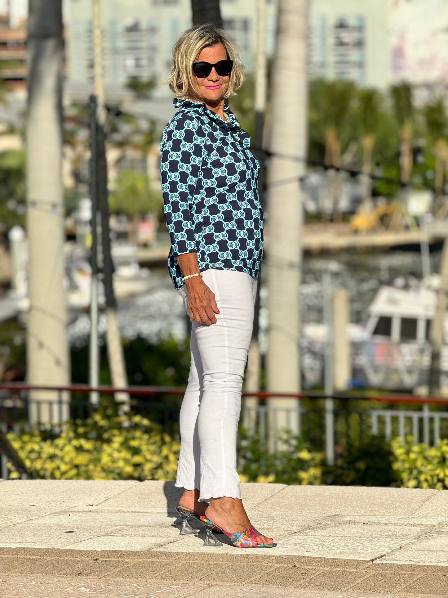 BLUE MEDALLION RUFFLE SLEEVE TOP