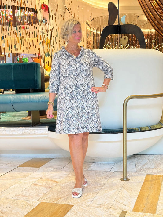 HOLIDAY WINTER WHITE RUFFLE SLEEVE DRESS