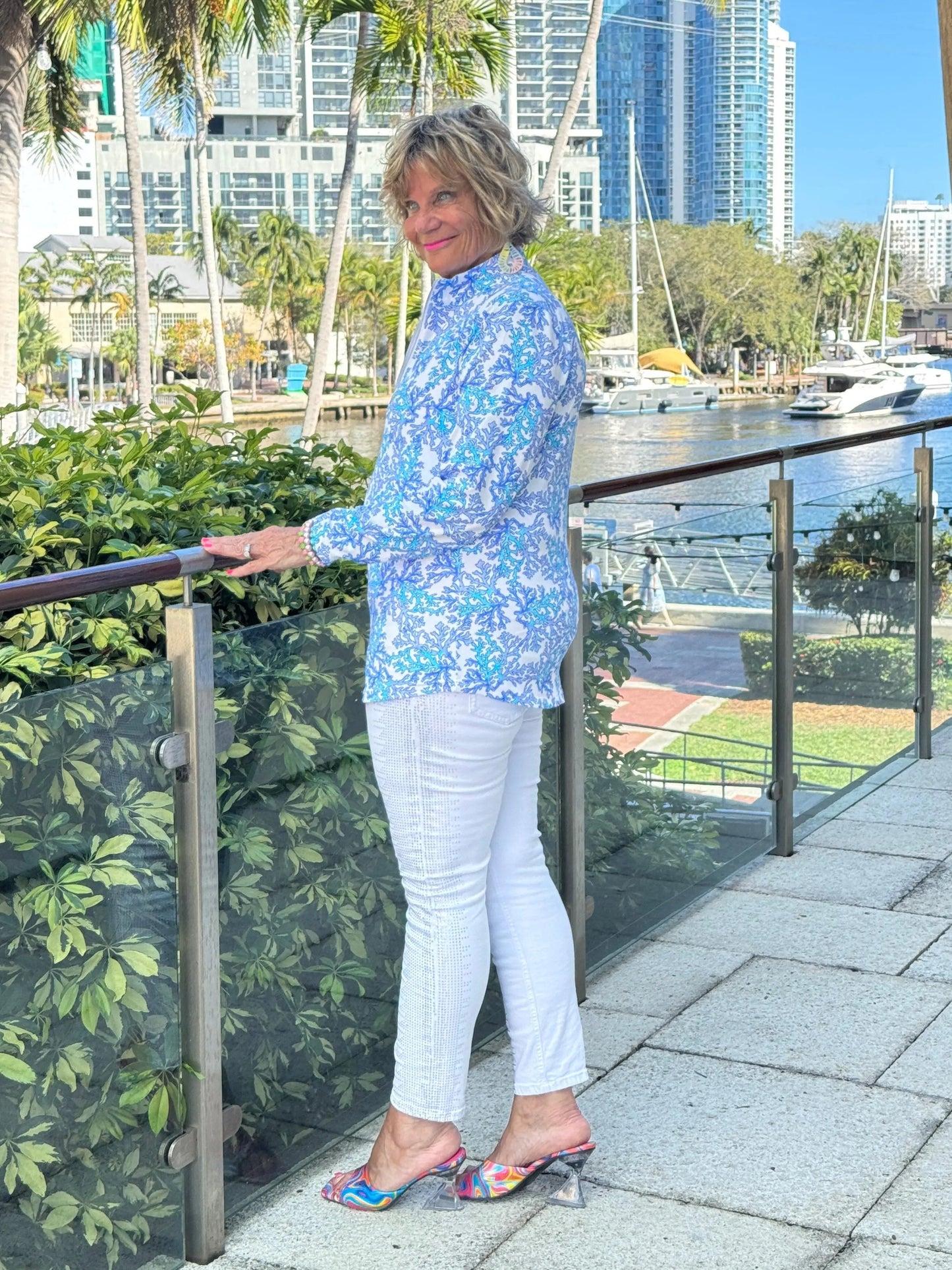 LULU B CORAL BREEZE ZIPPER TOP