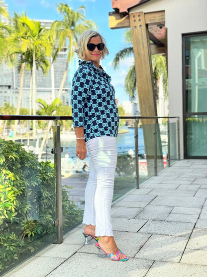 BLUE MEDALLION RUFFLE SLEEVE TOP
