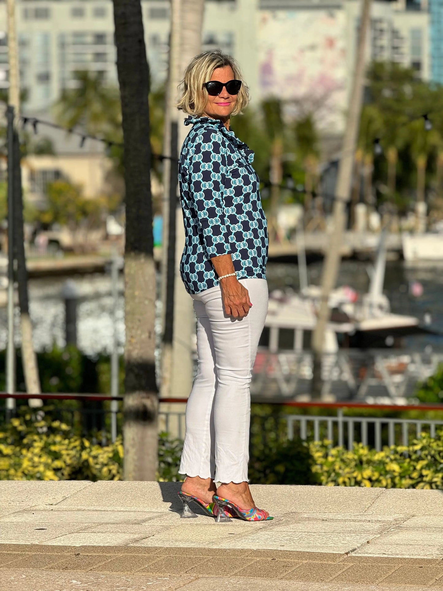 BLUE MEDALLION RUFFLE SLEEVE TOP