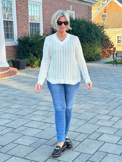 LULU-B CABLE WHITE V NECK SWEATER