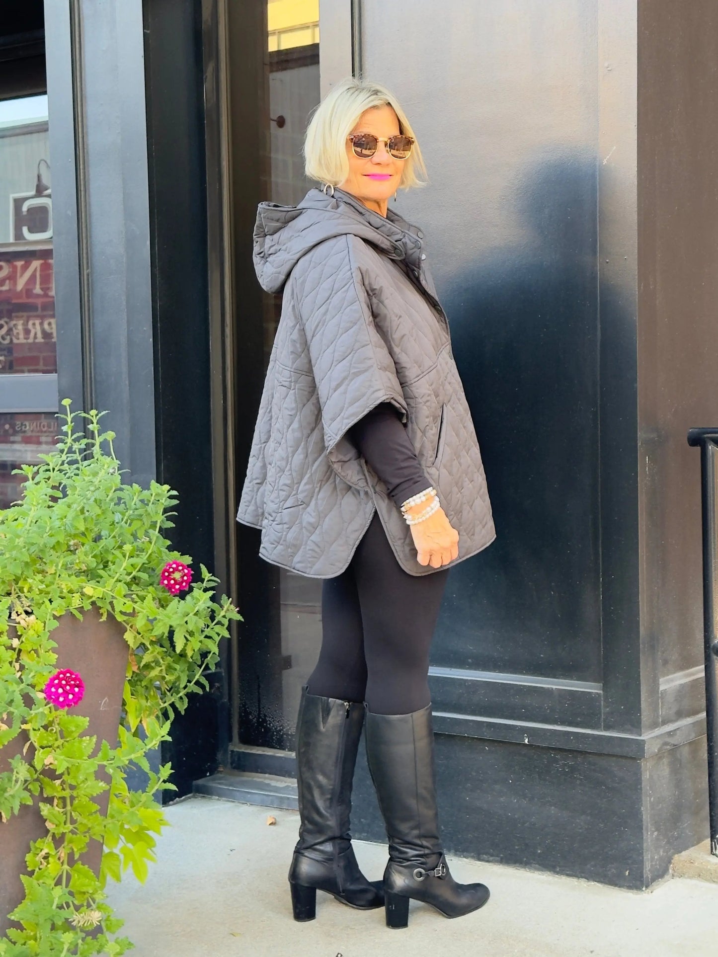 GRAY QUILTED SNAP JACKET