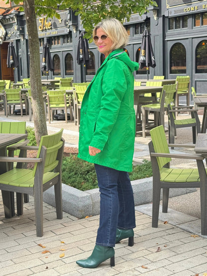 LOGAN GREEN RAINCOAT