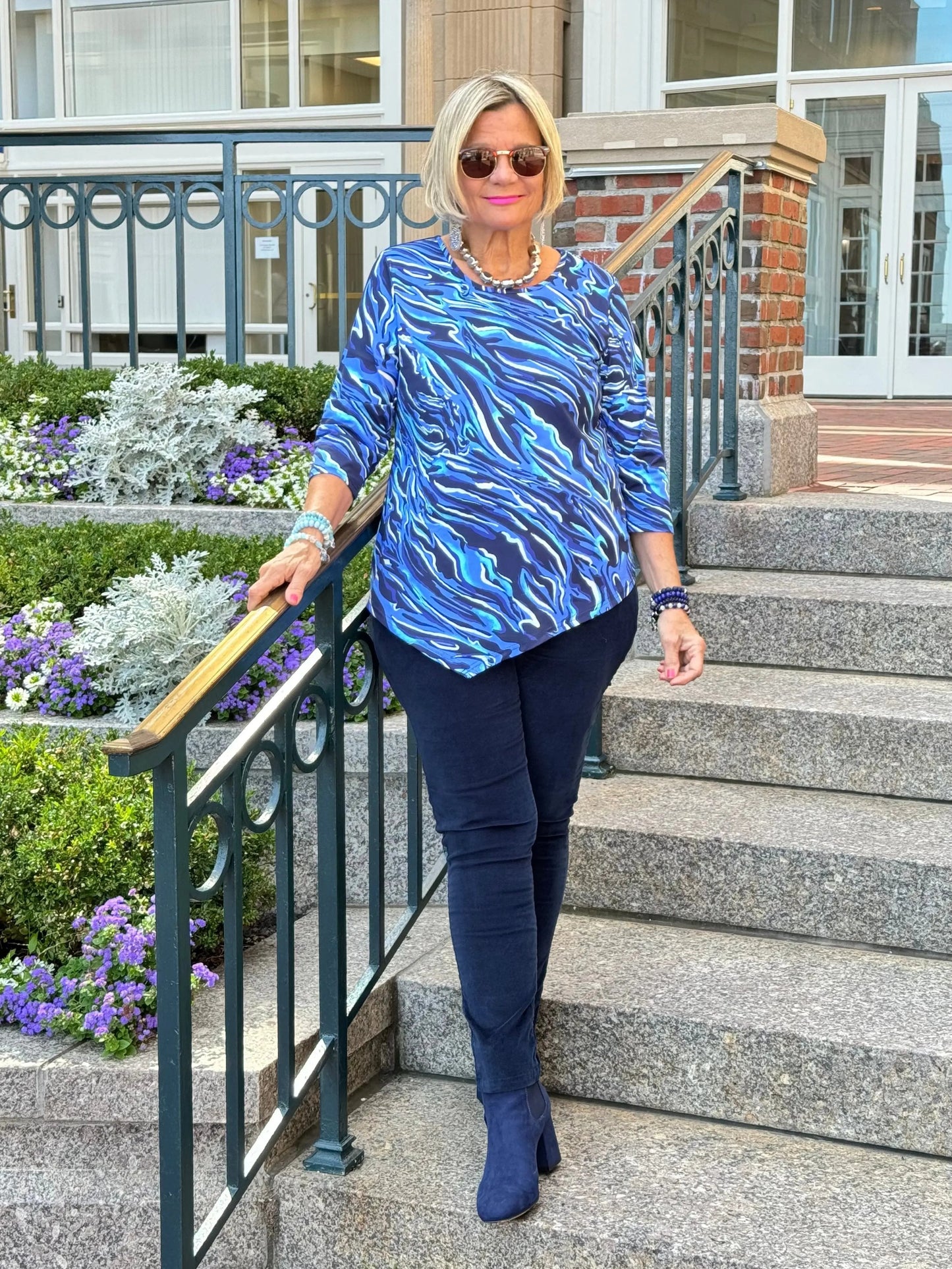 LULU-B SIZZLE BLUE ASYMMETRIC TOP