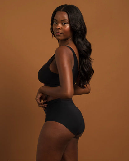 LAYER ZERO SEAMLESS COMFORT NYLON SHAPING BRIEF