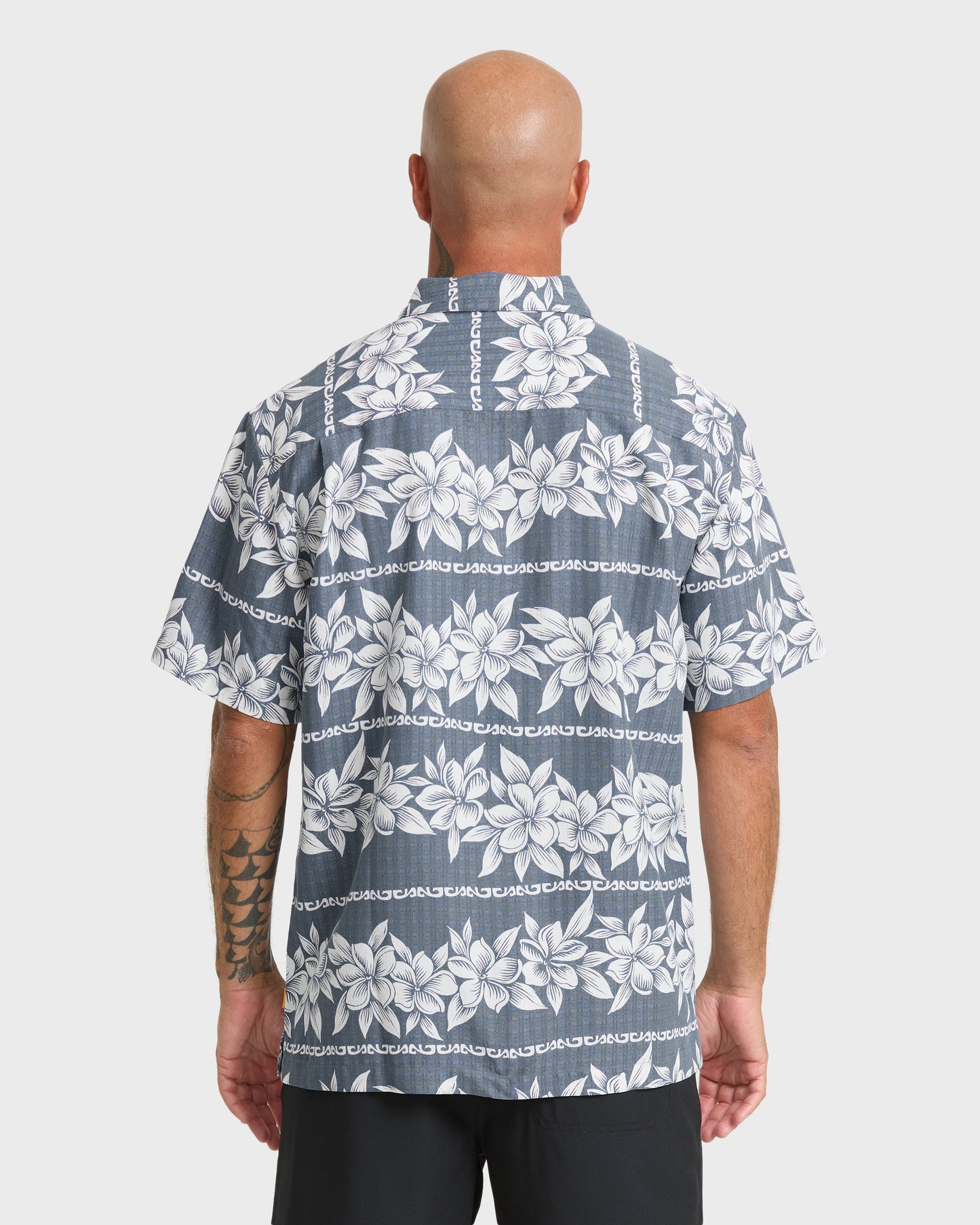 Waterman Horizons Short Sleeve Woven Shirt - Dark Denim