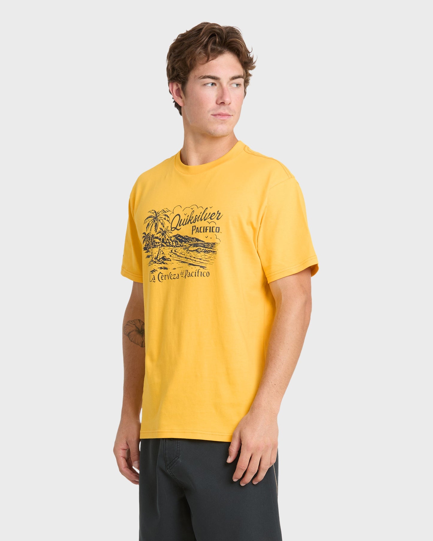 Pacifico Coastal Paradise Short Sleeve Knit T-Shirt - Sunshine