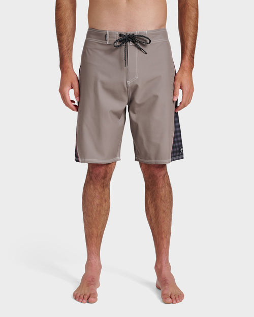 Mercury 99 21" Boardshorts - Elmwood