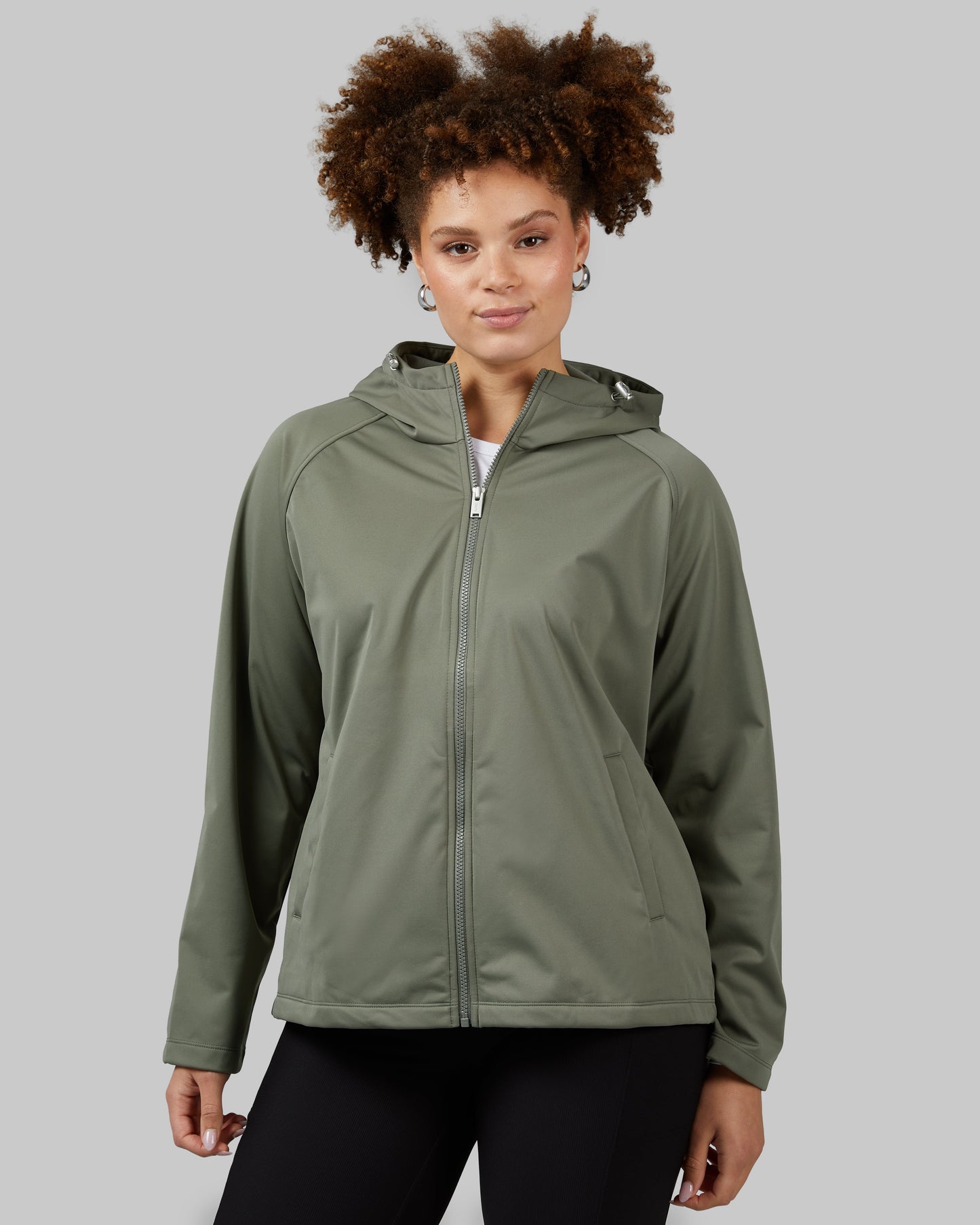 WOMEN’S SOFTSHELL HOODED JACKET