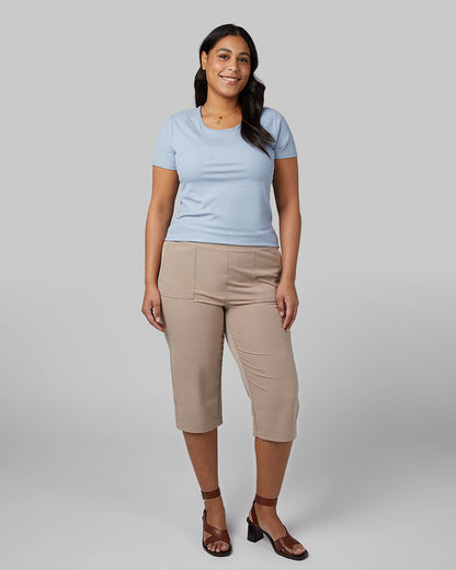 WOMEN'S STRETCH WOVEN CAPRI