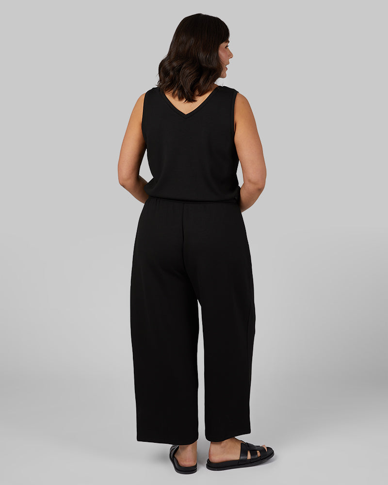 WOMEN'S STUDIO TECH JUMPSUIT