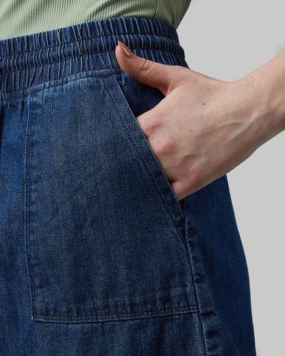WOMEN'S FEATHERWEIGHT DENIM SKORT