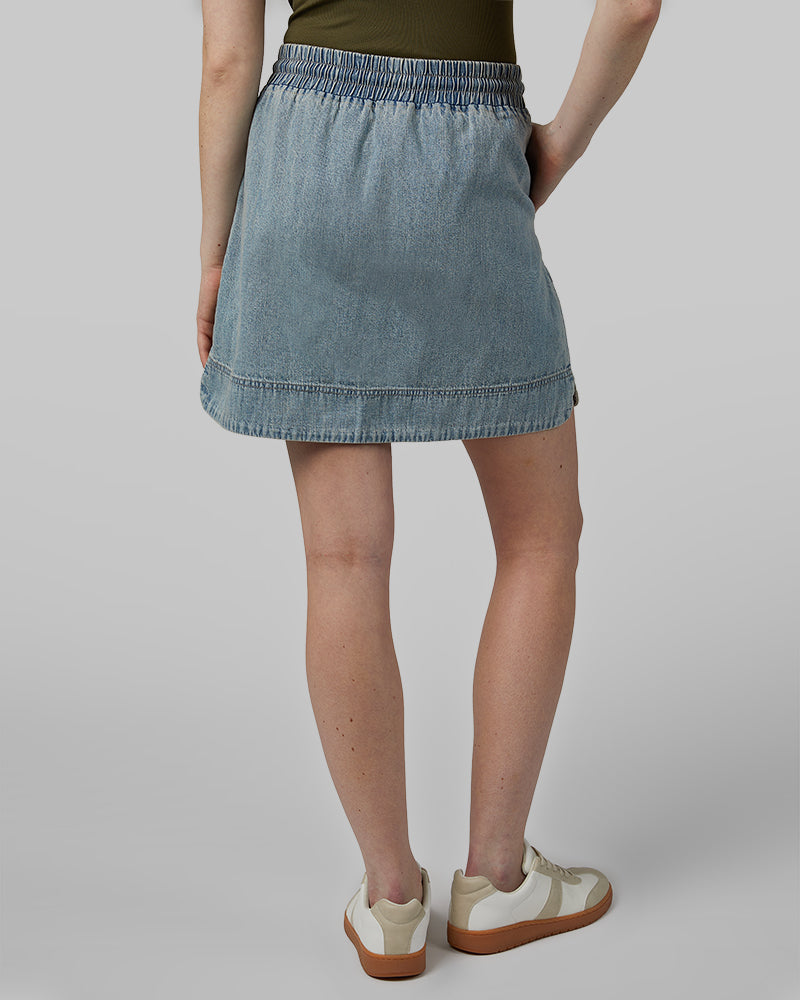 WOMEN'S FEATHERWEIGHT DENIM SKORT