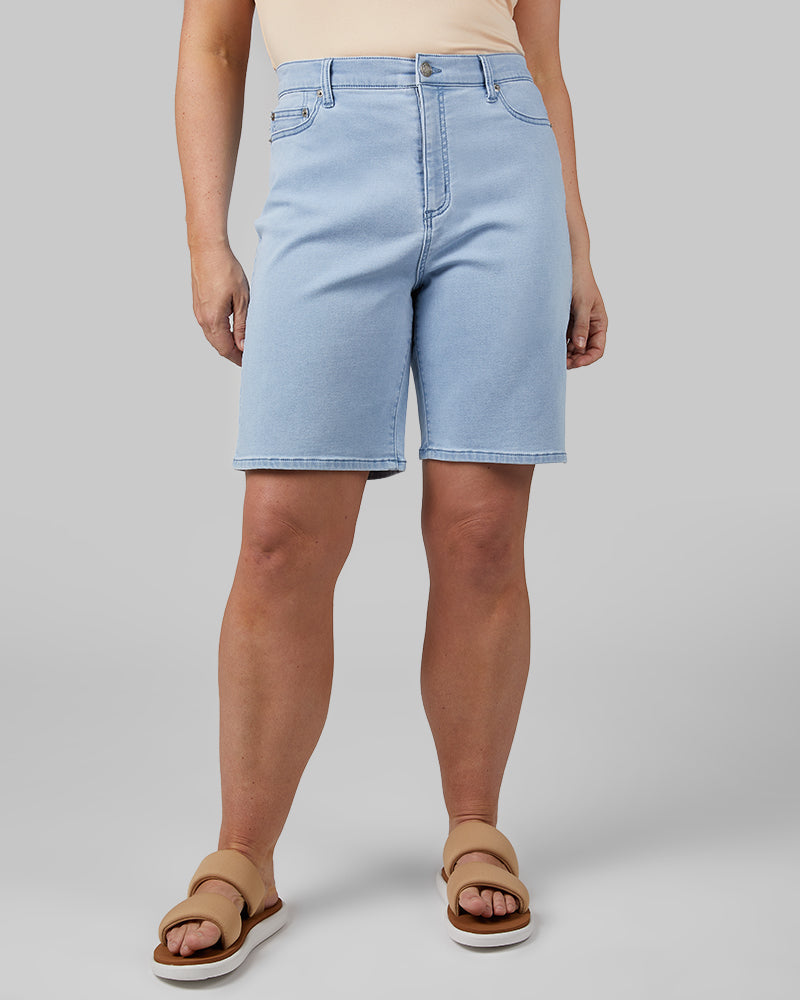 WOMEN'S STRETCH COMFORT JEAN BERMUDA SHORT