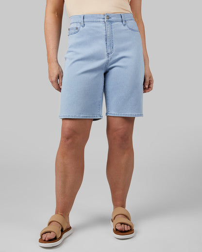 WOMEN'S STRETCH COMFORT JEAN BERMUDA SHORT