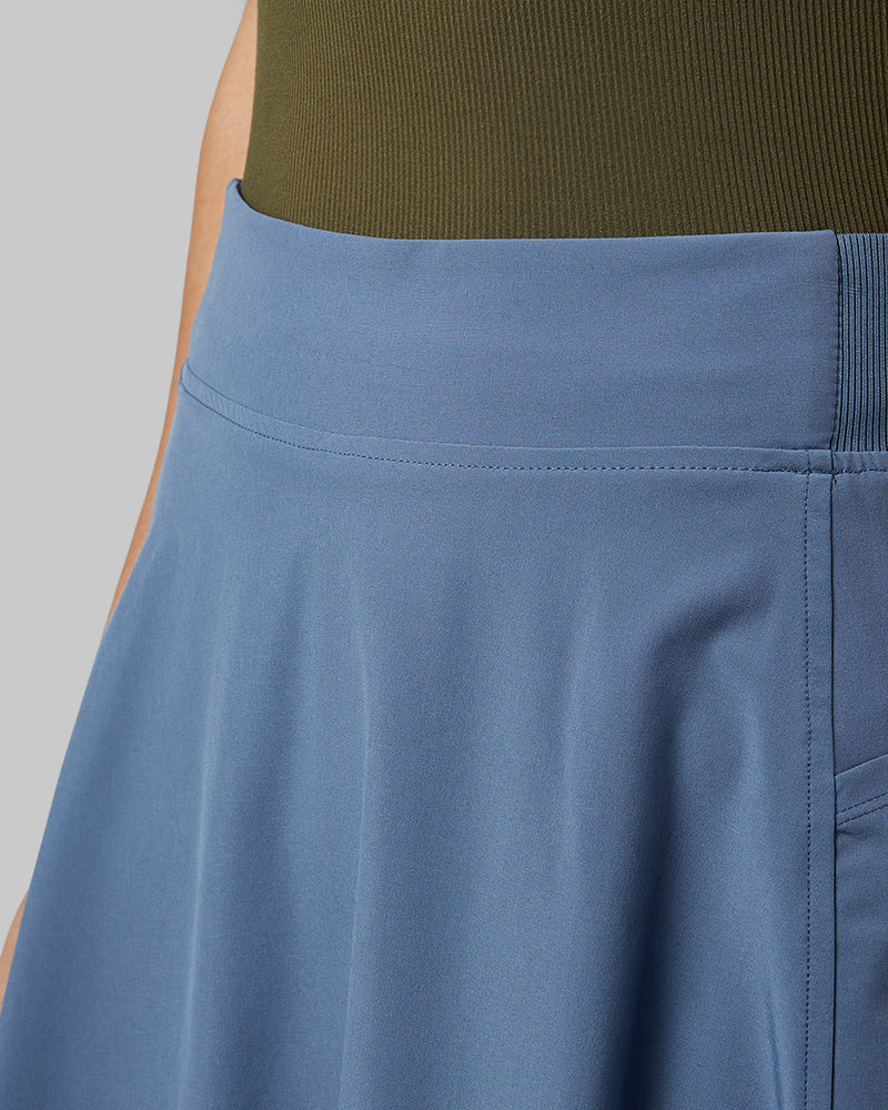 WOMEN'S FLYWEIGHT WOVEN SKORT