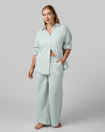 WOMEN'S SOFT GAUZE OVERSIZED LONG SLEEVE BUTTON-UP
