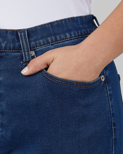 WOMEN'S STRETCH COMFORT RELAXED "SWEATPANT" JEAN
