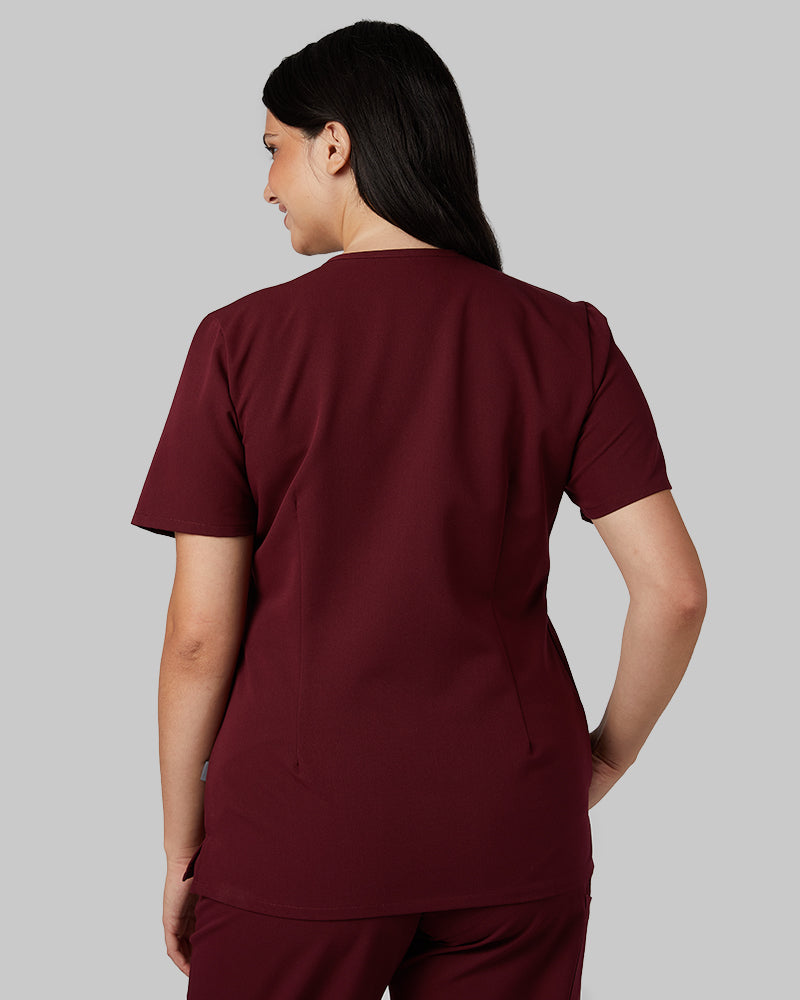 WOMEN'S CHEST POCKET V-NECK SCRUB TOP