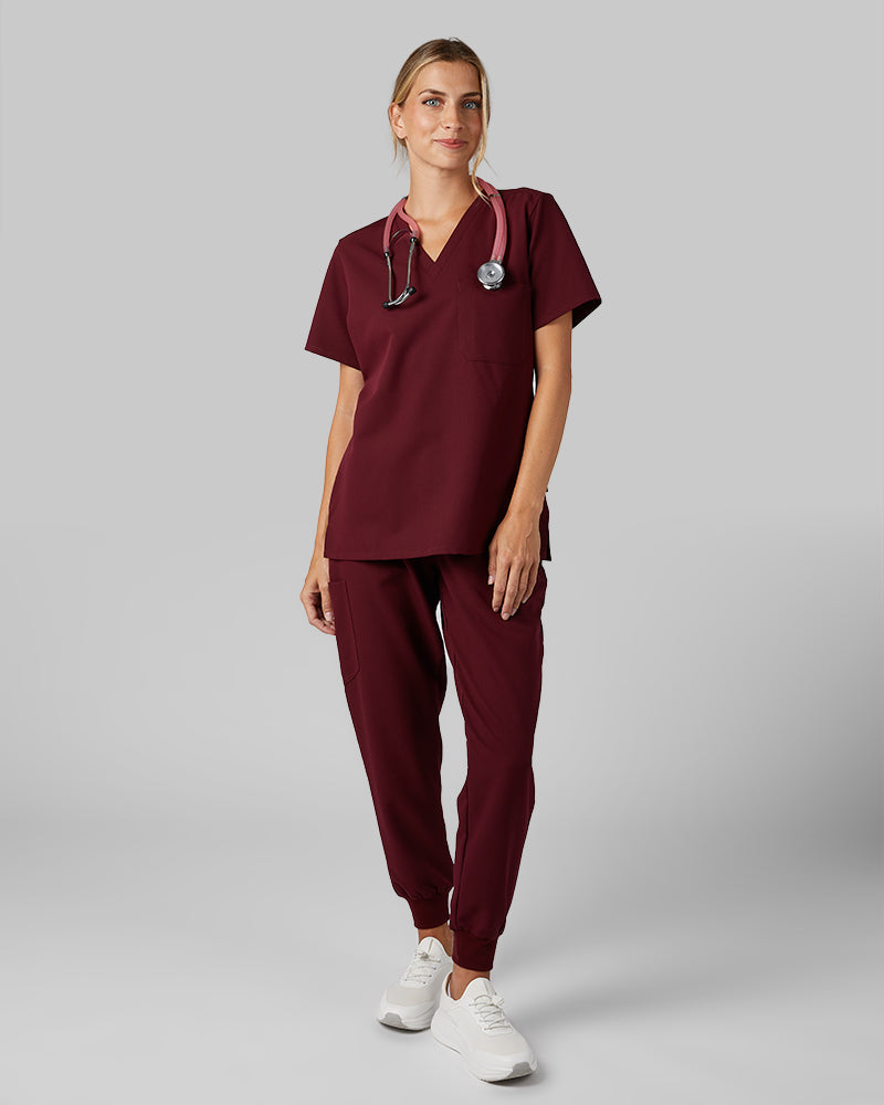 WOMEN'S CHEST POCKET V-NECK SCRUB TOP