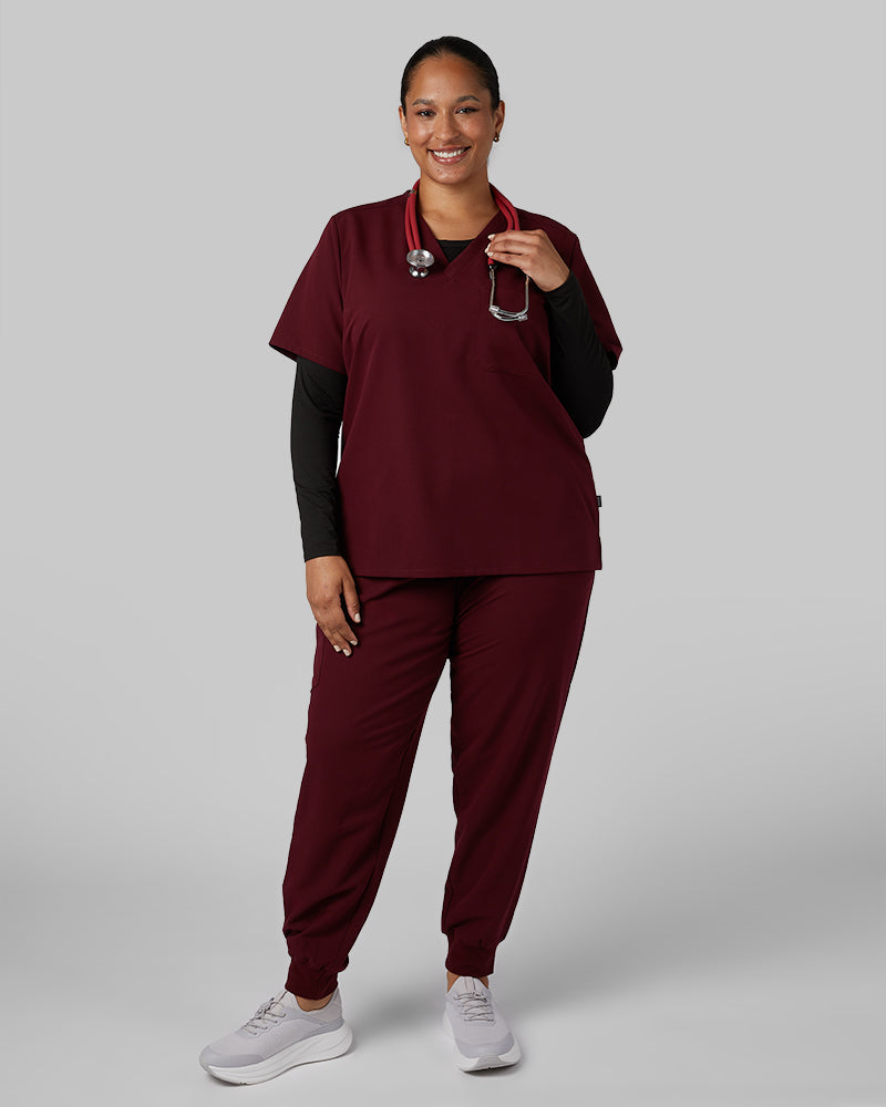 WOMEN'S CHEST POCKET V-NECK SCRUB TOP