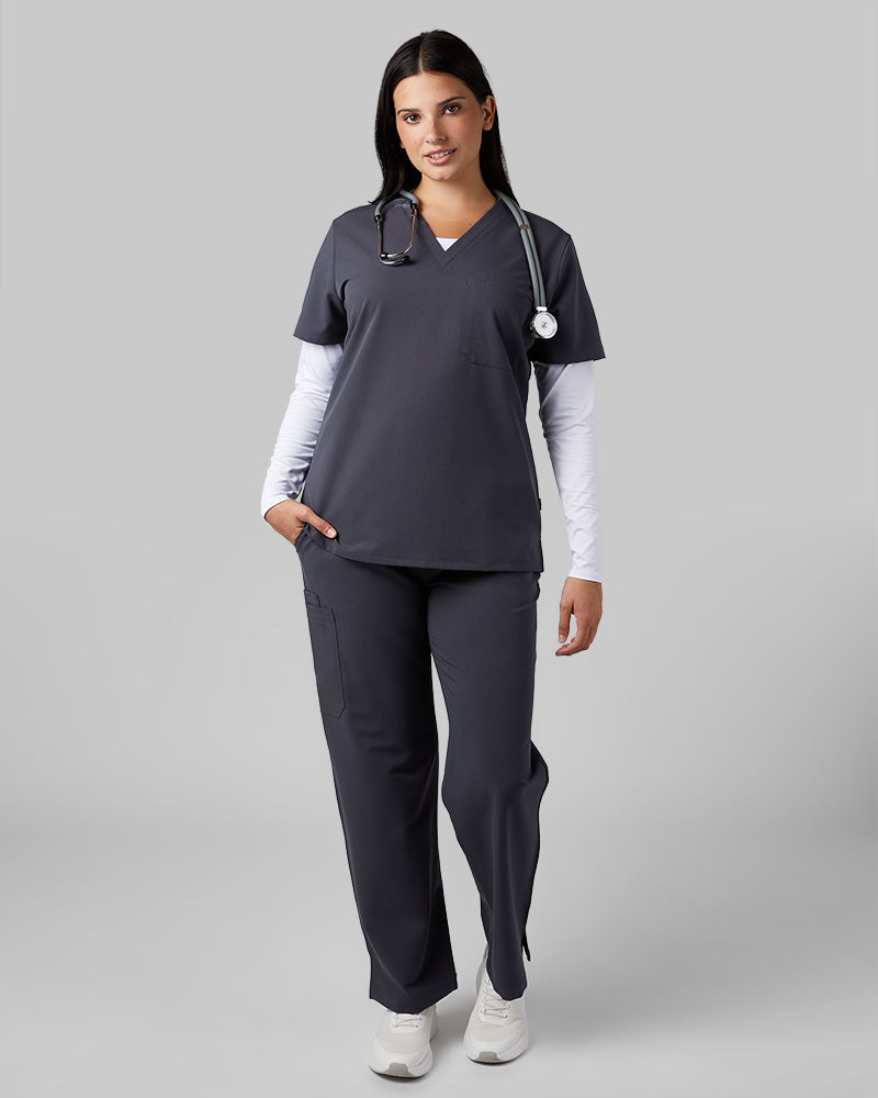 WOMEN'S CHEST POCKET V-NECK SCRUB TOP