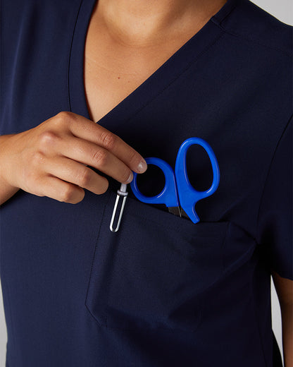 WOMEN'S CHEST POCKET V-NECK SCRUB TOP