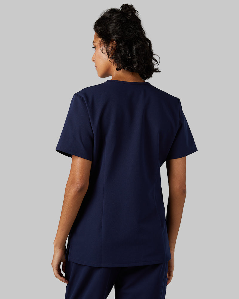 WOMEN'S CHEST POCKET V-NECK SCRUB TOP