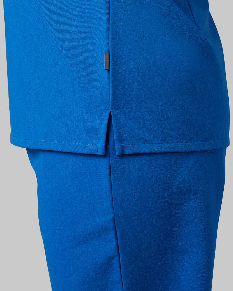 WOMEN'S CHEST POCKET V-NECK SCRUB TOP