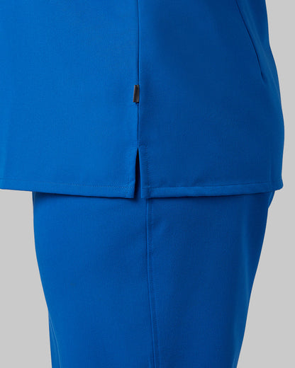 WOMEN'S CHEST POCKET V-NECK SCRUB TOP