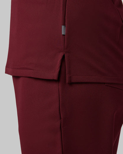 WOMEN'S 2-POCKET V-NECK SCRUB TOP