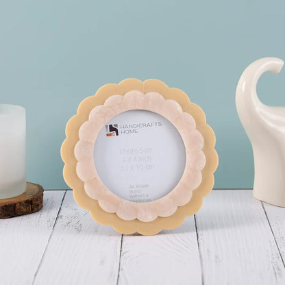 Beige & Pearl Resin Inlay Picture Frames | Golden Latte 4" Round Frame