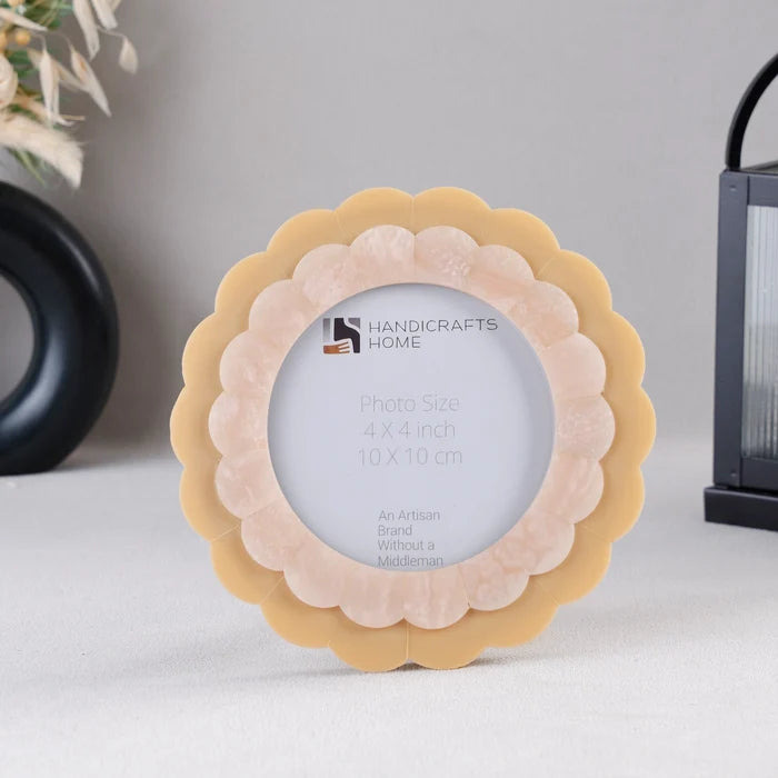 Beige & Pearl Resin Inlay Picture Frames | Golden Latte 4" Round Frame