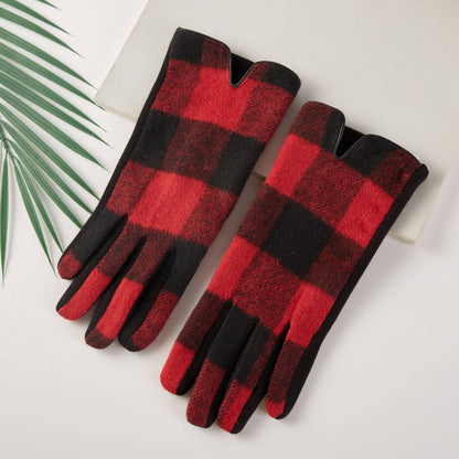 Buffalo Check Pattern Cozy Winter Gloves