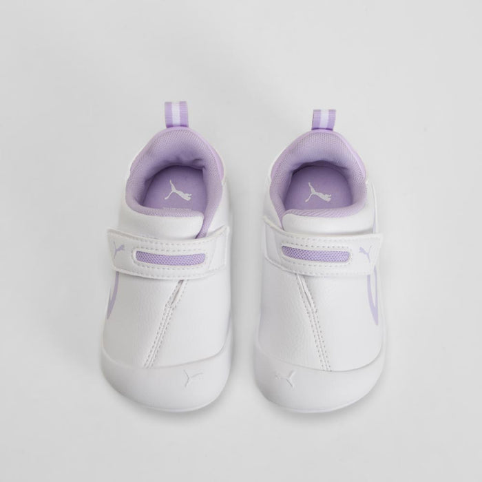 Deportiva Kitten velcro barefoot bebé blanca PUMA