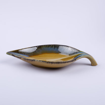 Handmade Decorative Ceramic Platter For Serving & Decor - GREENLOW