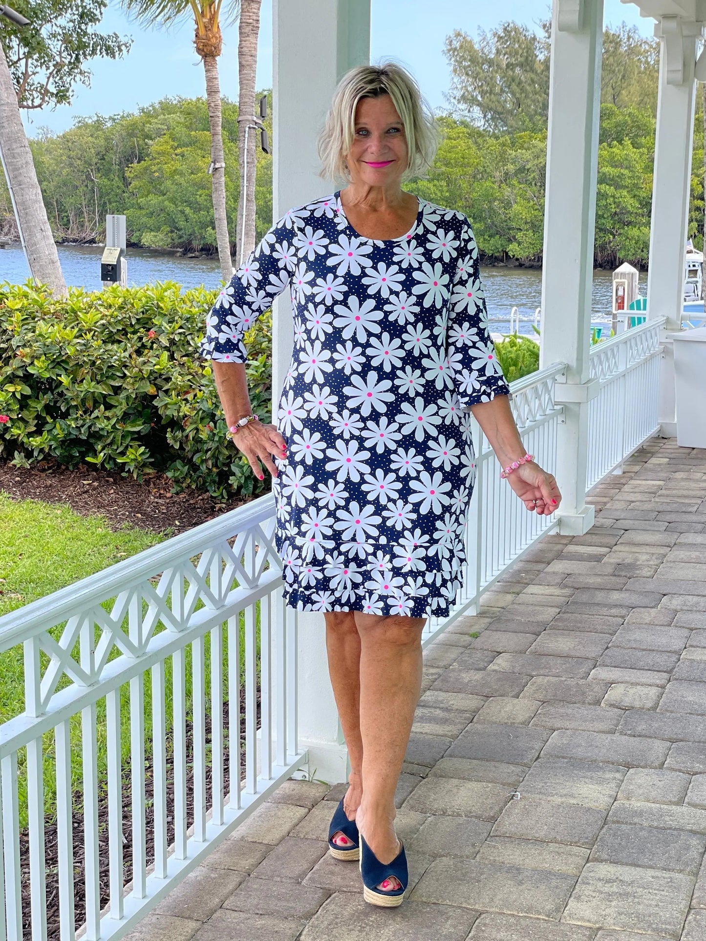 DAISY DAY SLEEVE RUFFLE DRESS