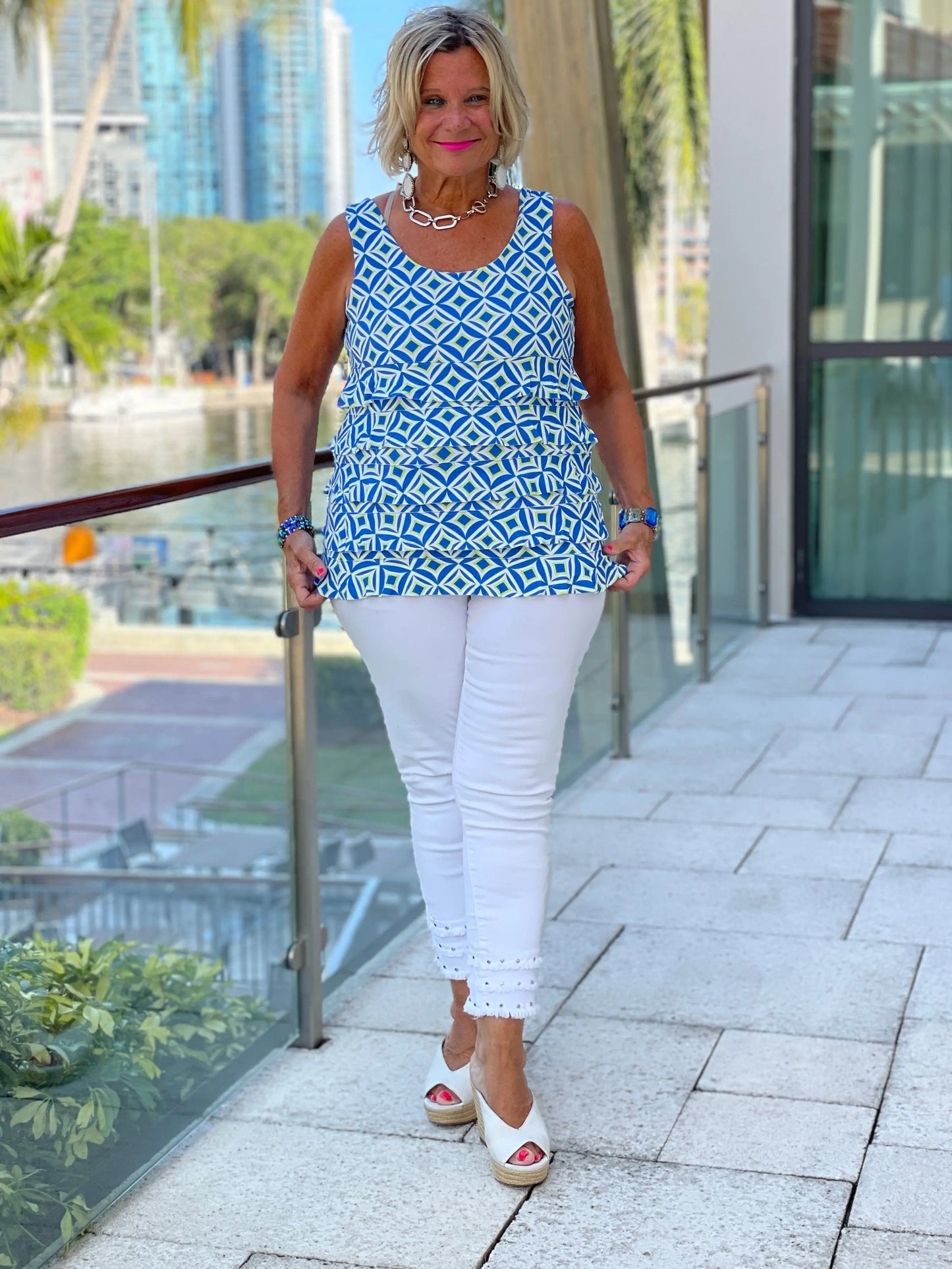 AQUA DIAMONDS CHA CHA TANK